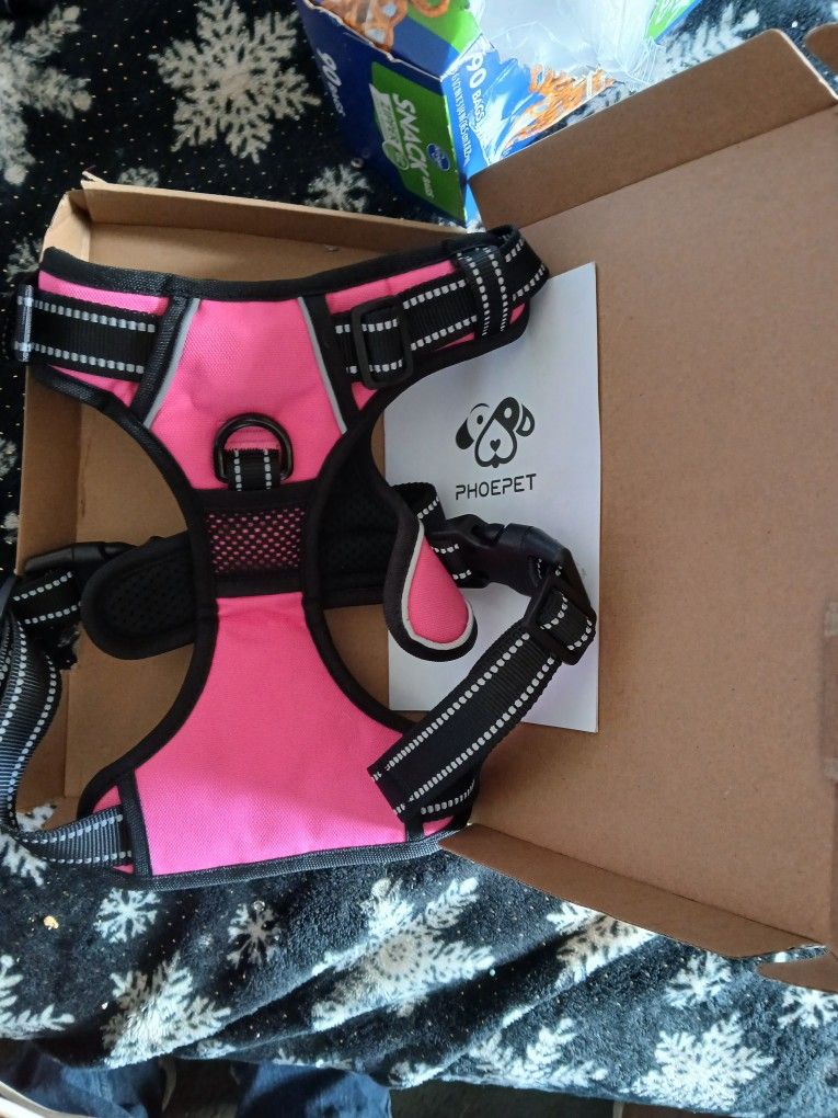 BNIB phopet dog Harness