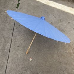 Periwinkle Paper Parasail 