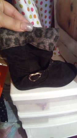 Toddler 8c boots