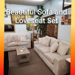 ✨ Beautiful Sofa And Loveseat Set