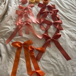 Satin Bows & Ribbons