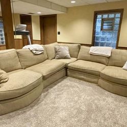 HUGE Sectional Sofa Couch - Double Cuddle Chaise - 3pcs - Cleaned - Comfy - Delivery Available
