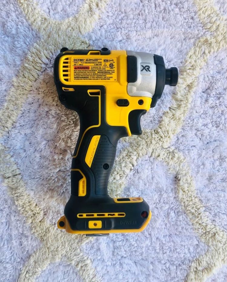 DEWALT 1/4” Impact