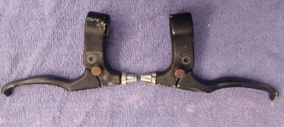 Bmx brake levers