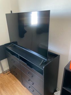 Tv insignia 44 inch