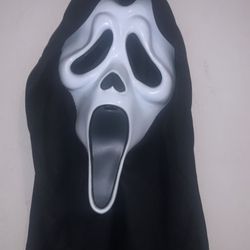 Fun World Ghost Face Mask  