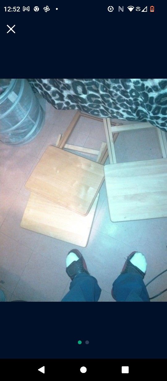 3  Collapsible Wooden Tray Stands