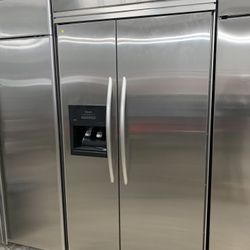 Kitchen Aid 42” Built In Refrigerator In Stainless Steel Used