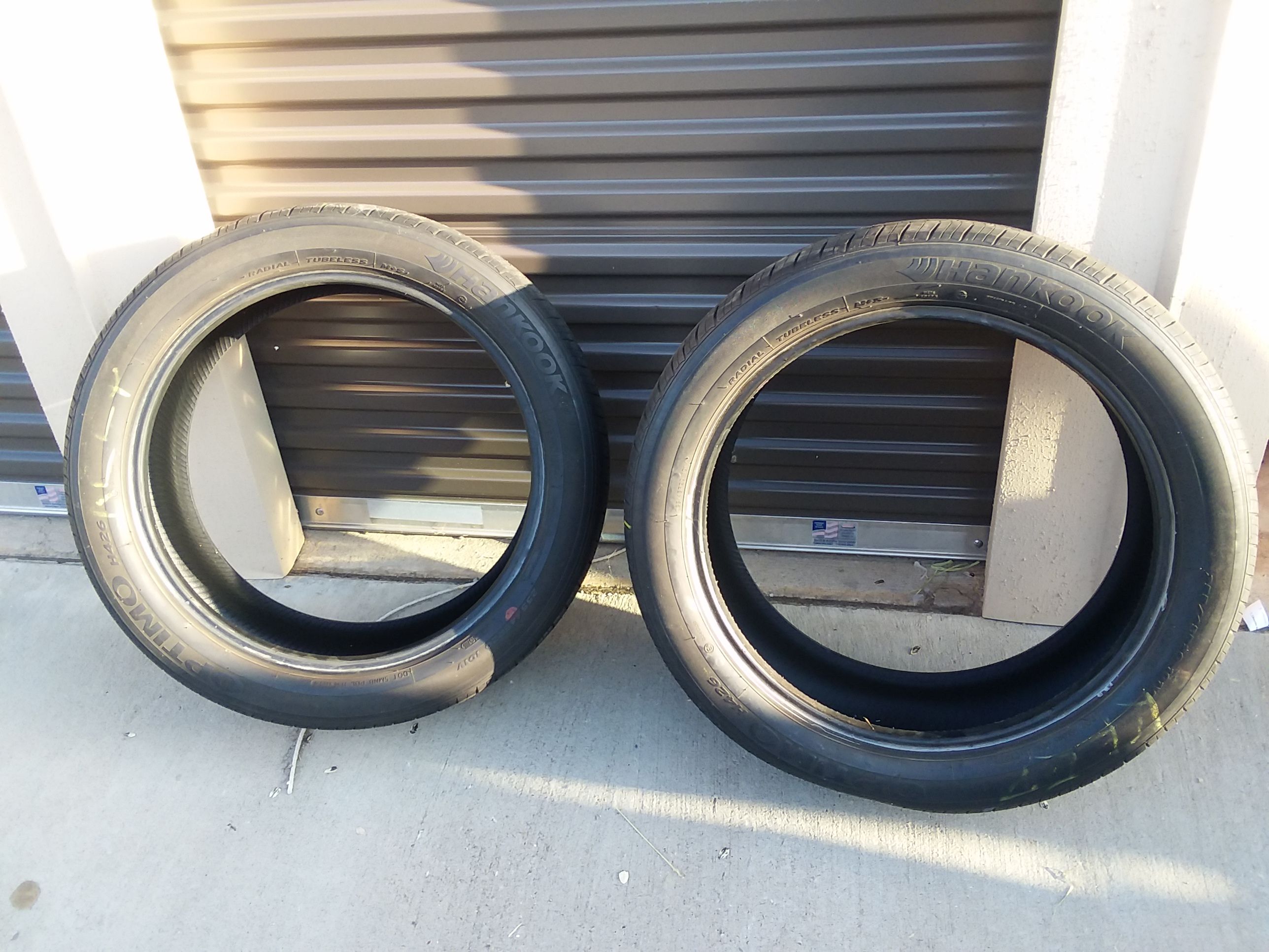 Tires hankook optimo h426 255/45 R20