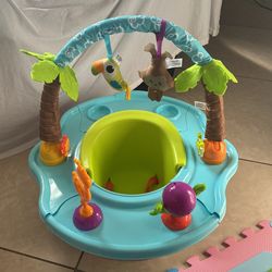 Cute Baby Seat!