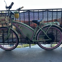 Bicicleta Eléctrica para crucero en la playa.