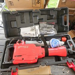 XtremepowerUS 2200W Electric Demolition Jack Hammer Concrete Breaker w/ Carrying Case