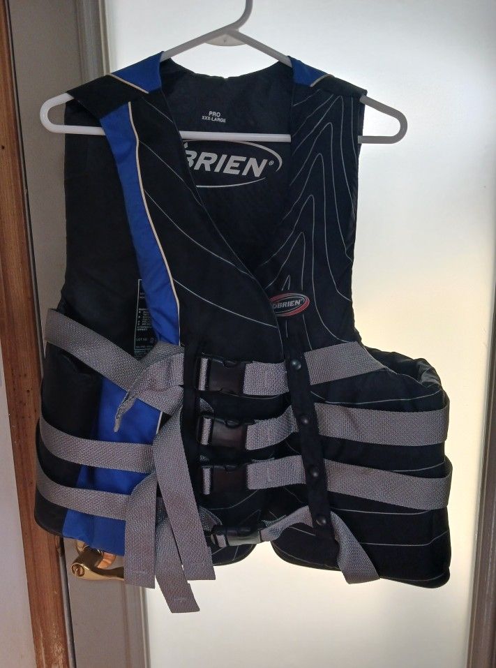 O'BRIEN 4-BELT PRO LIFE JACKET SIZE XXX-LARGE