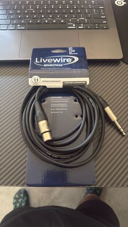 Livewire Advanatge 3FT FEMALE XLR TO MALE 1/4” JACK