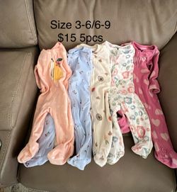 Baby girl clothes in super great condition(Make an offer!!)