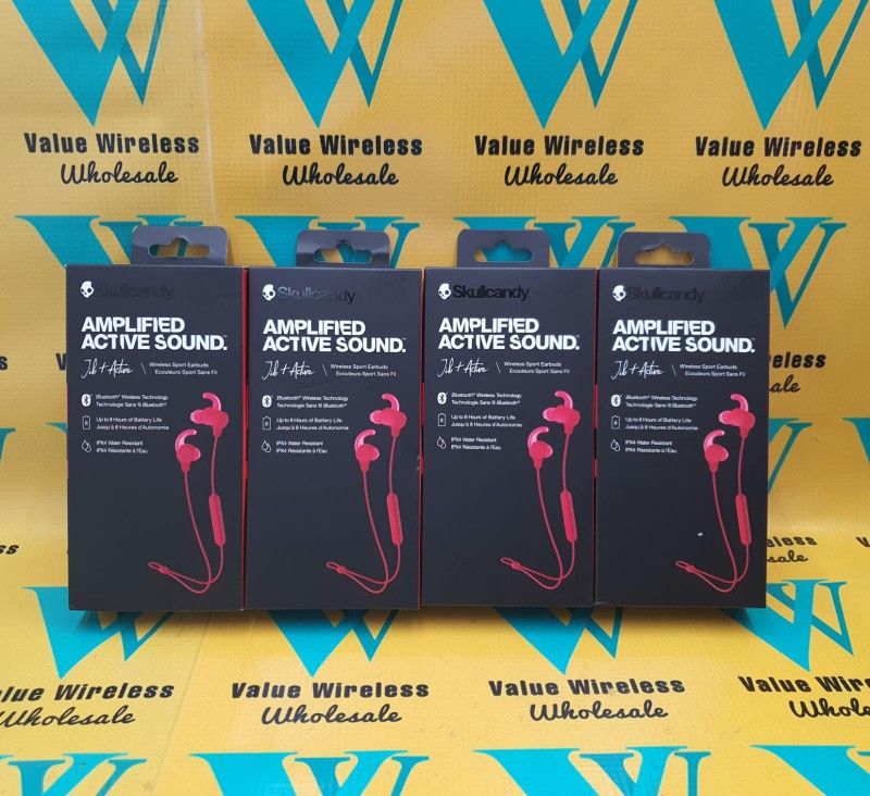 Skullcandy earphones