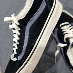 Vans 