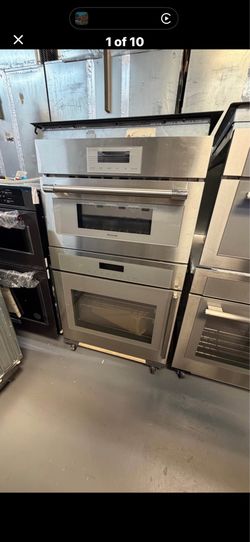 Thermador Masterpiece 30” Built-In Wall Oven + Speed Oven Combo Models: MED301LWS + MC30WS Condition: New Warranty: Included Price Today: $5,999  🔥 L