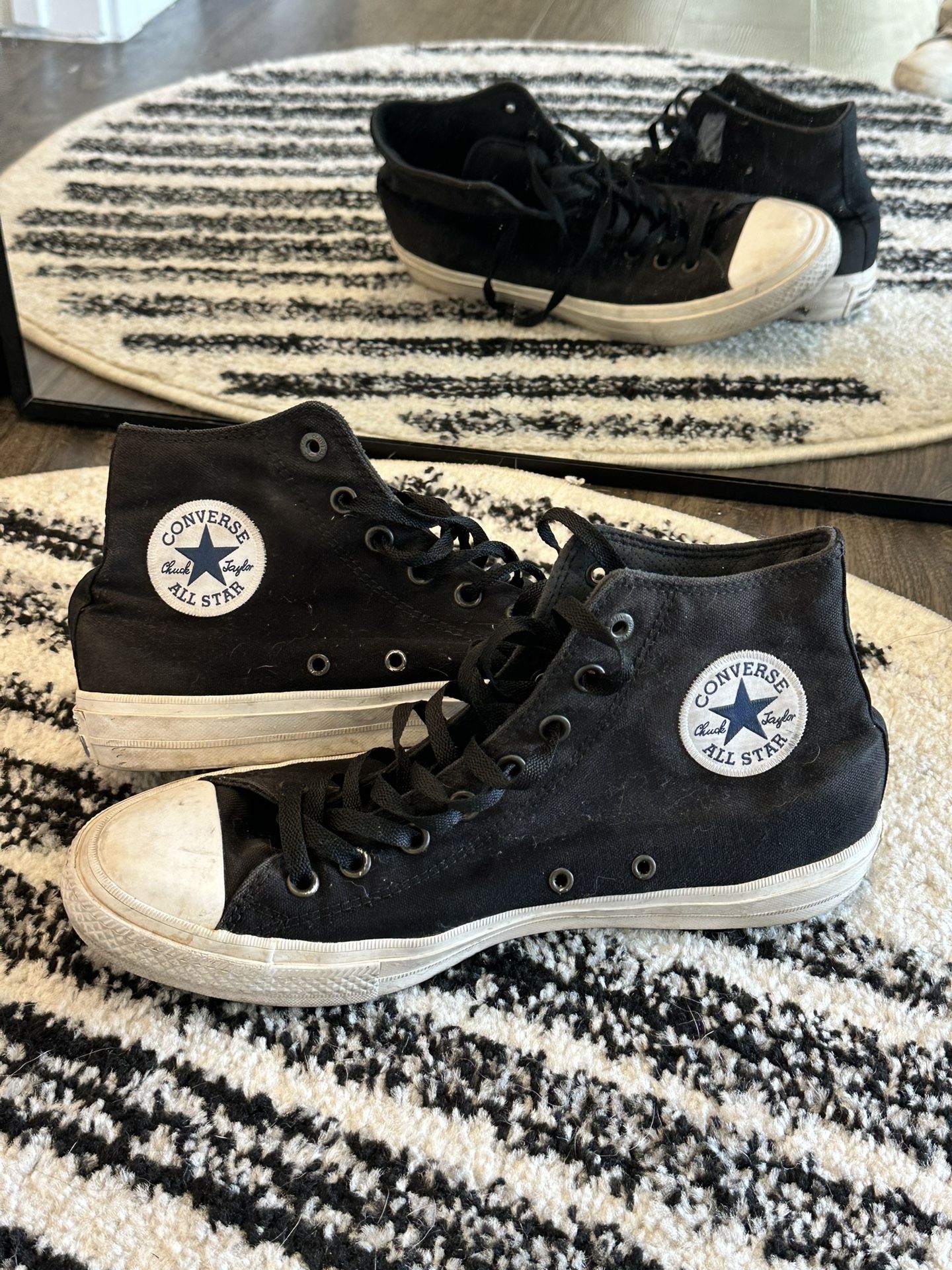 Men’s Converse Black white all star Chuck Taylor 10