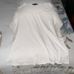 Adrianna Papel Woman White Top