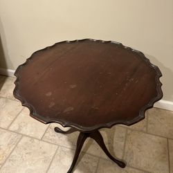 Antique Cherry Wood Pedestal Table 