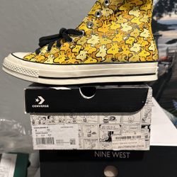 Peanut Converse - New