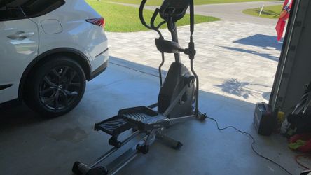 Nautilis elliptical E616
