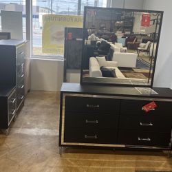 5 Pieces Bedroom Set