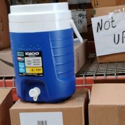 BRWH-B0088AYPOG_Igloo 2 Gallon Portable Sports Cooler Water Beverage Dispenser, Insulated Cooler Dispenser, Majestic Blue