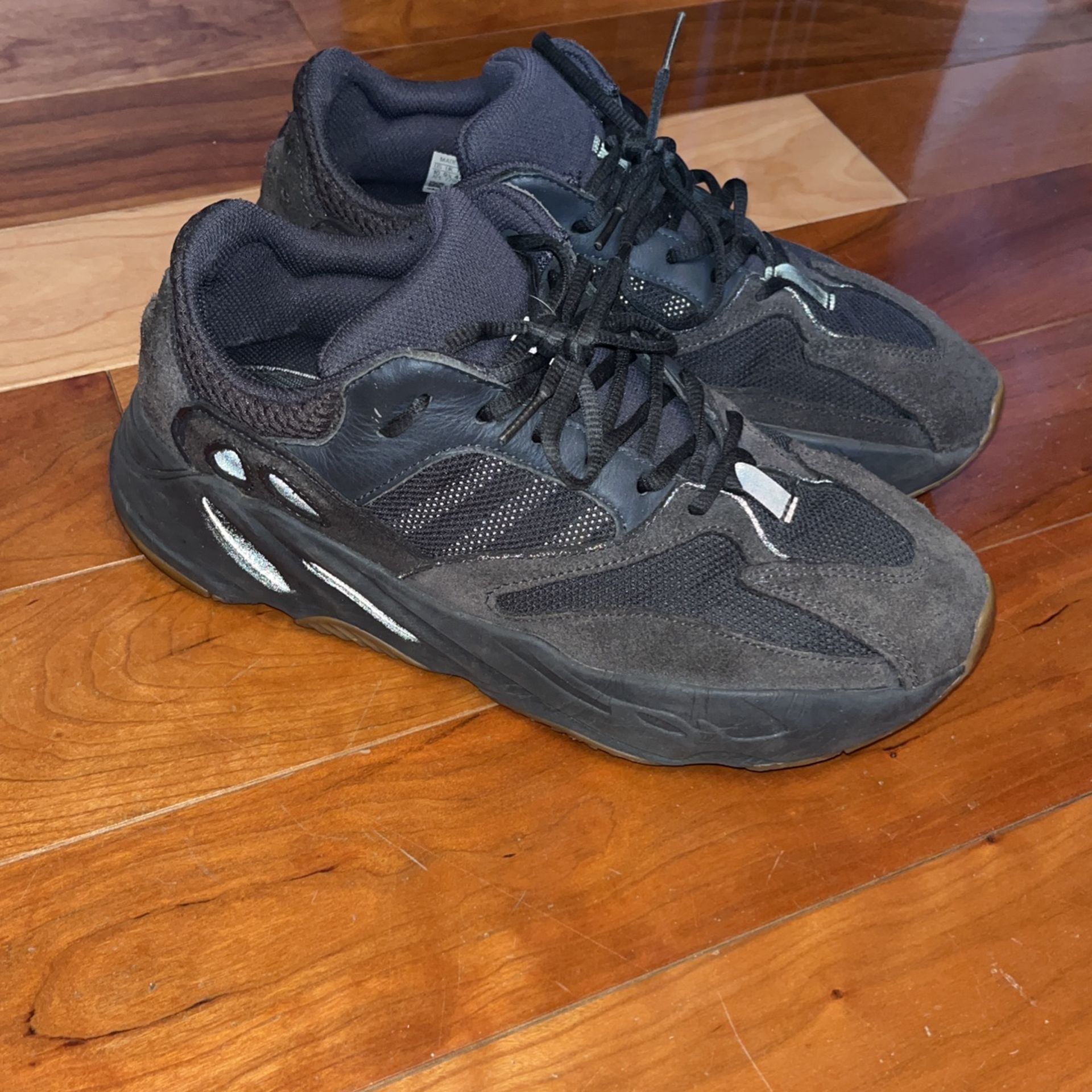 Yeezy Boost 700