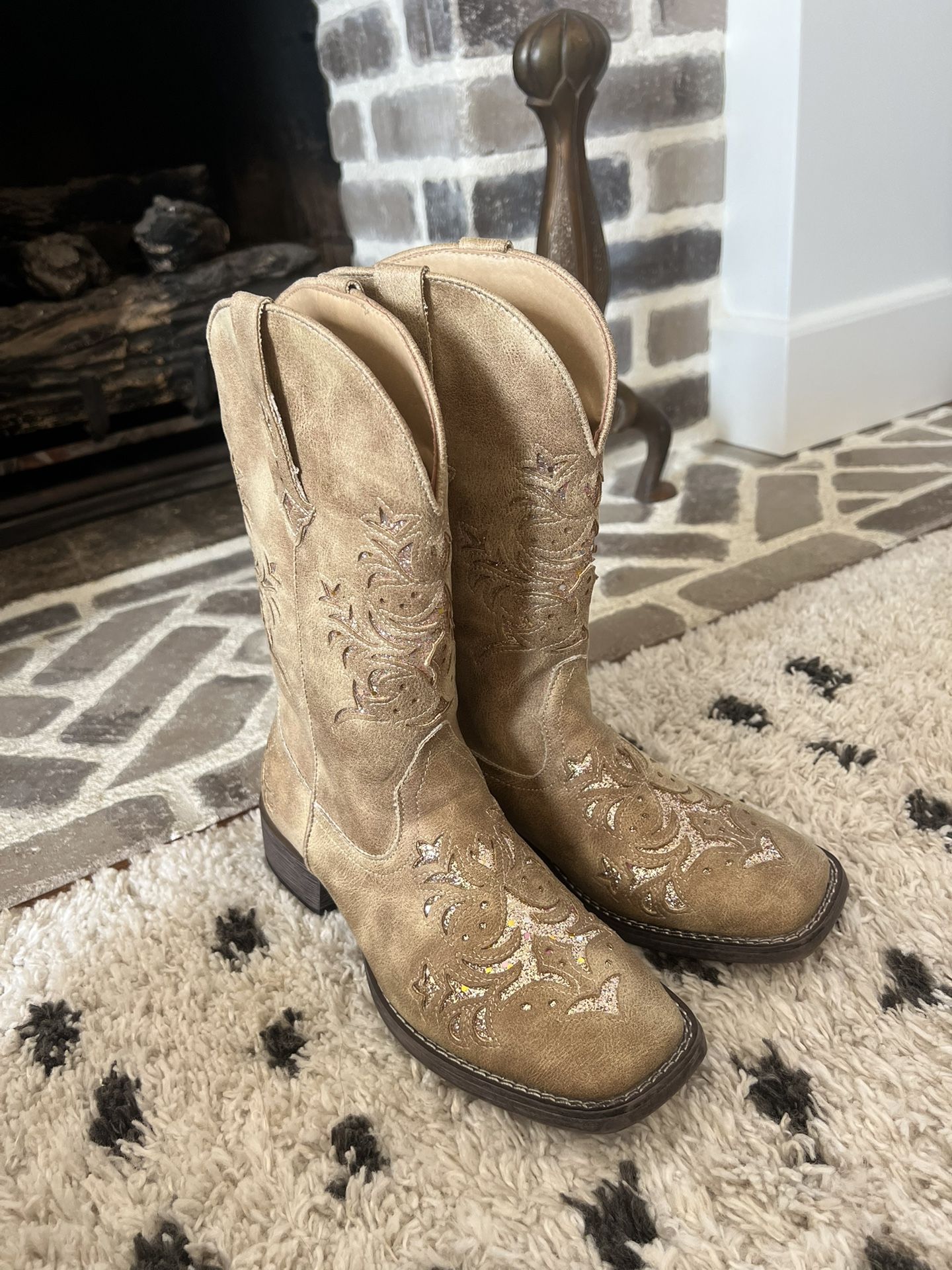Women’s Ropers Boots