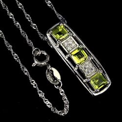 Peridot Pendant Necklace 925