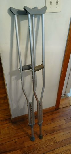 Adjustable Aluminum Underarm Crutches - Pair