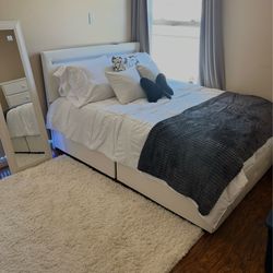 Bed and Mattress size full