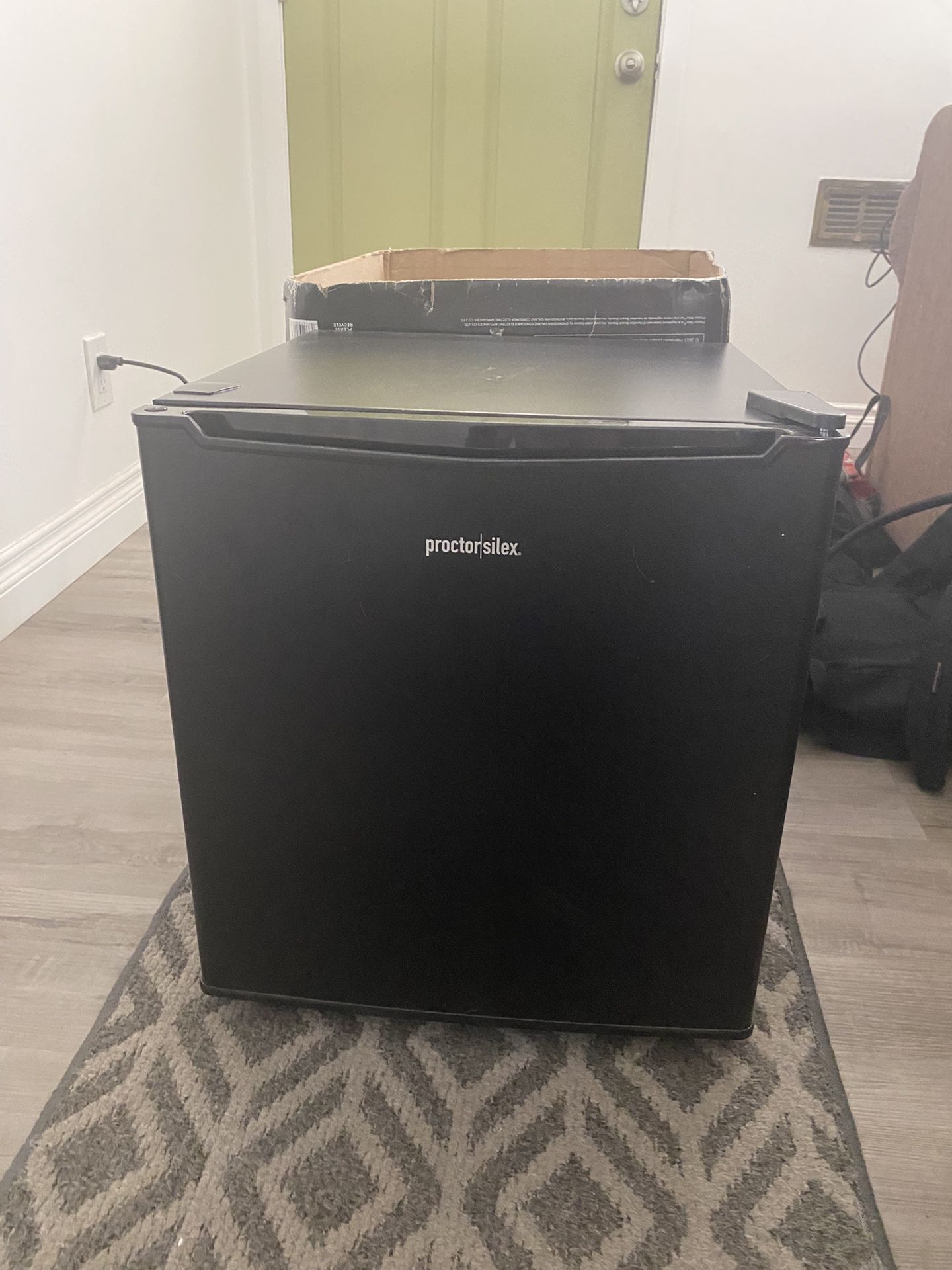 Mini Fridge