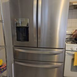 Whirlpool 4 Door Refrigerator 