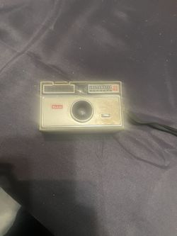 Kodak Instamatic Camera 100