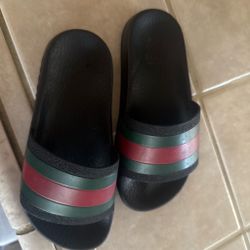 Toddler Gucci slip one