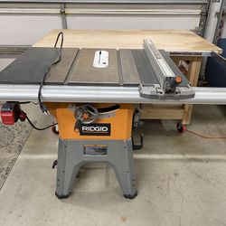 Ridgid Table Saw And Outfeed Table With Accessories 