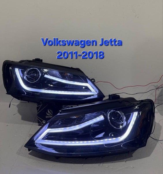 Volkswagen Jetta 2011-2018 Headlights