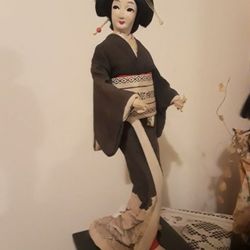 Japanese Geisha Doll