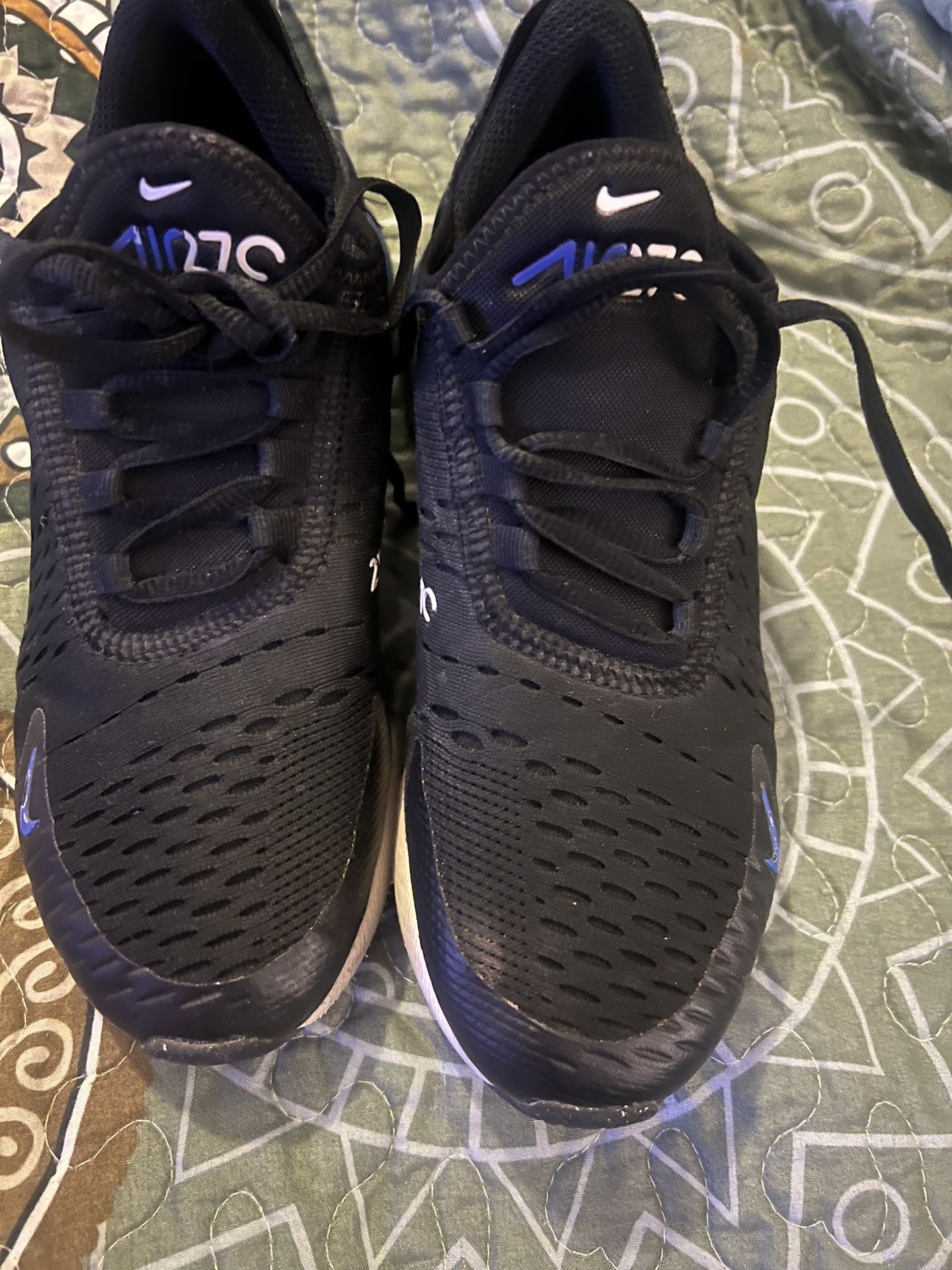 Black Nikes Side 41/2y Perfect Condition