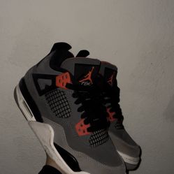 Jordan 4 Retro infrared