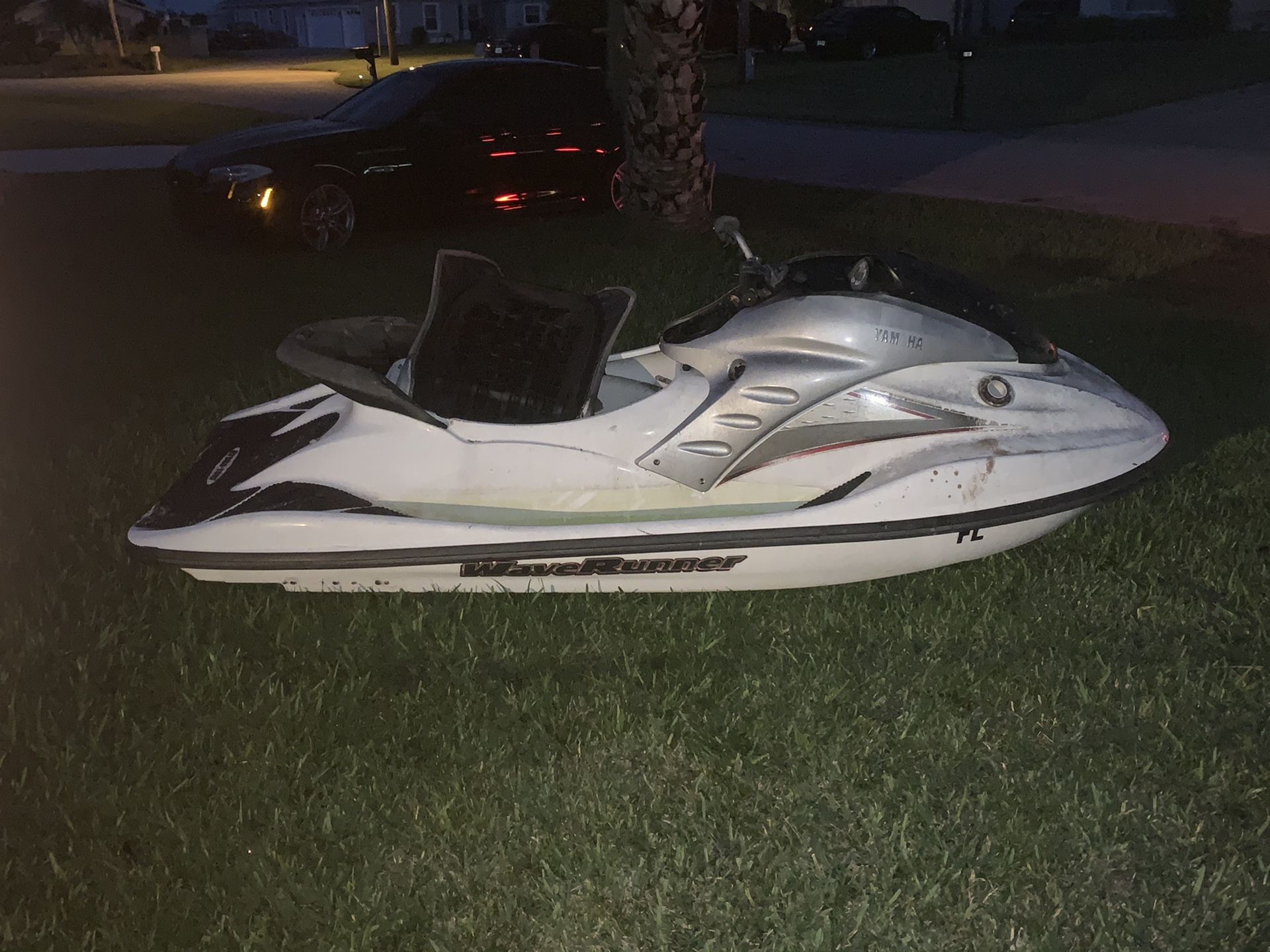 Jetski (shell )(no motor) yamaha waverunner