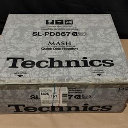 Technics SL-PD687 5-Disc CD Changer