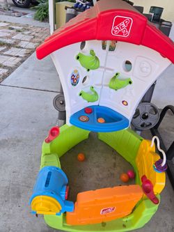 Step2 Kids Ball Play Activity Center
