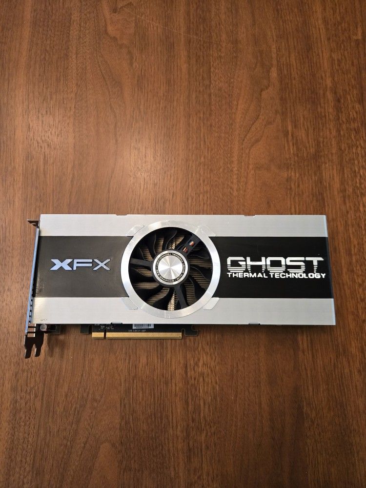 AMD Radeon HD 7950 3gb