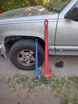 Rigid 48 inch Pipe Wrench and Aluminum 36 inch 135.00