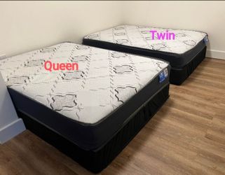 Colchón Queen Nuevo en su plástico,