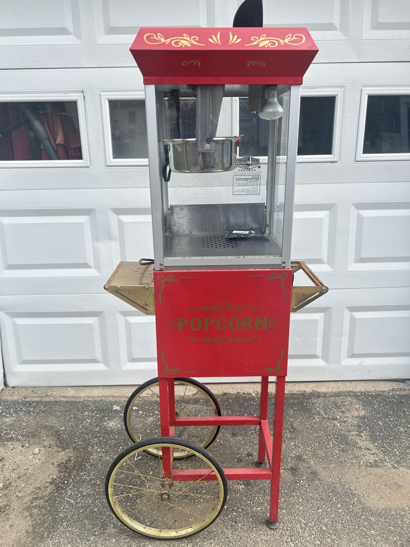 Vintage popcorn machine